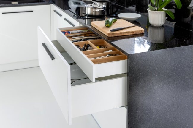 AXIS PRO LADICA