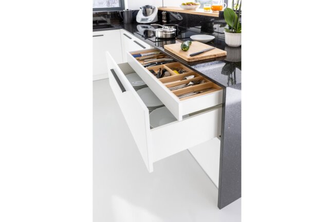 AXIS PRO LADICA